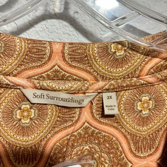 Soft Surroundings Lillia Beaded V Neck Tunic Top 2X 3/4 Sleeves Medallion Print - Picture 9 of 12